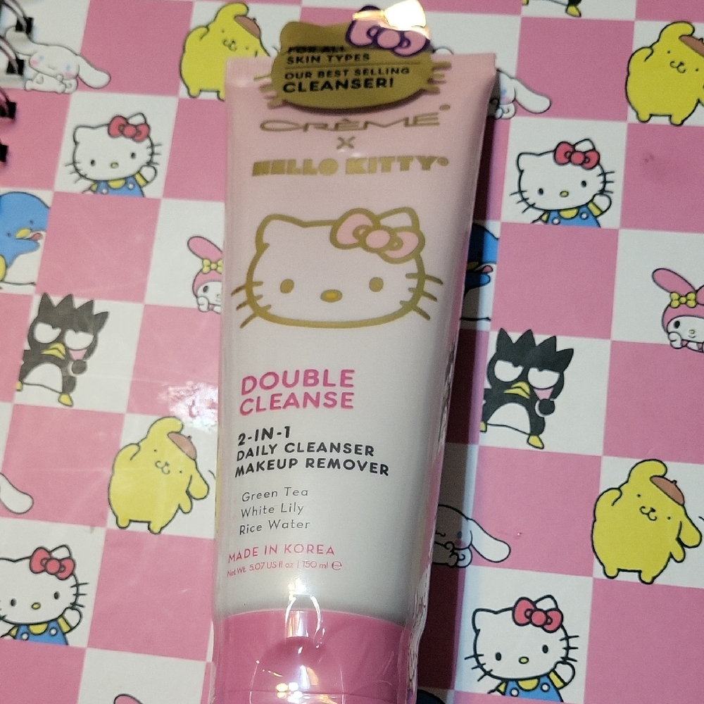 Sanrio Hello Kitty Pink and White Double Cleanse 2-in-1 Cleanser